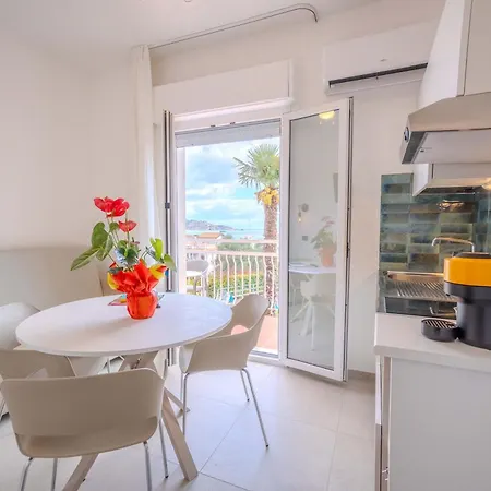 Residence Villa Giardini Джардини-Наксос