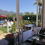 Residence Villa Giardini Aparthotel 3*
