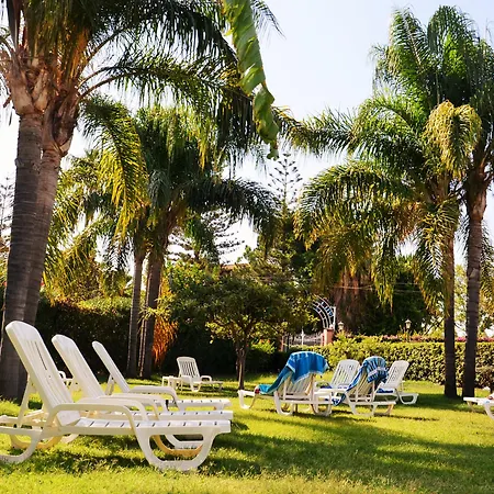 Residence Villa Giardini Apartahotel Giardini-Naxos
