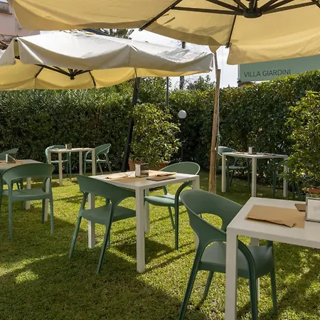 Residence Villa Giardini Apartahotel
