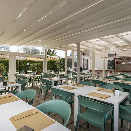 Apartahotel Residence Villa Giardini 3*