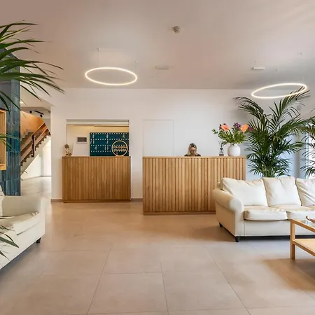 Apartahotel Residence Villa Giardini 3*