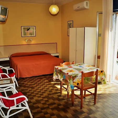 Residence Villa Giardini Aparthotel 3*