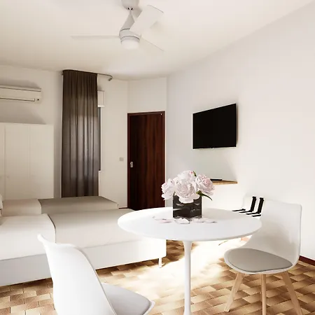 Residence Villa Giardini 3*