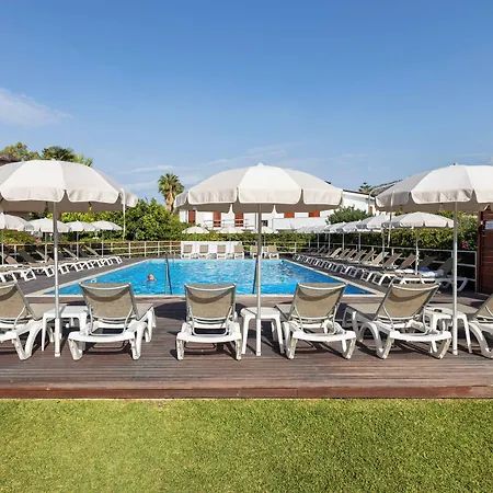 Aparthotel Residence Villa Giardini 3*