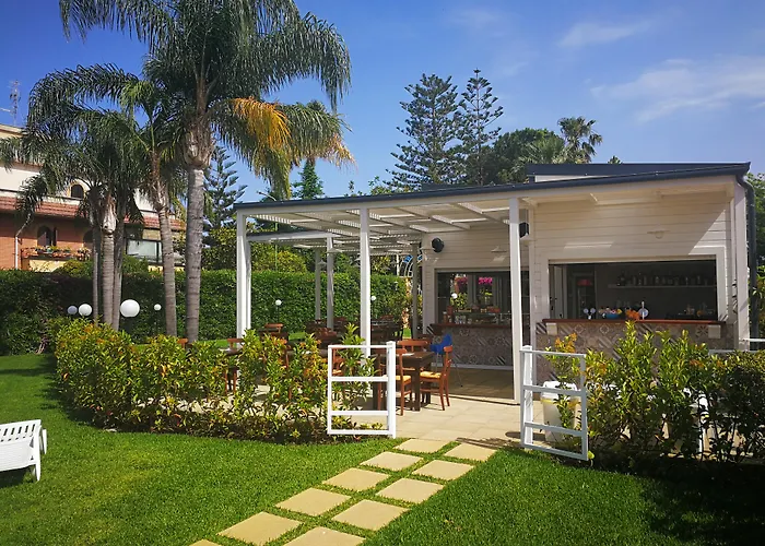 Aparthotel Residence Villa Giardini Giardini Naxos