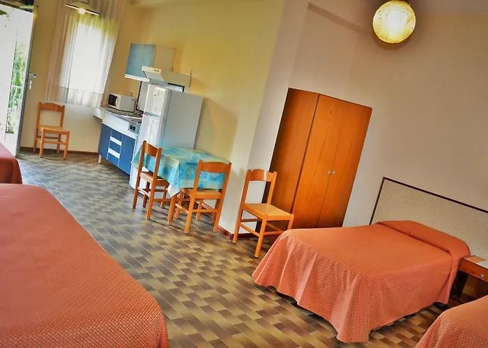 Residence Villa Giardini 3*