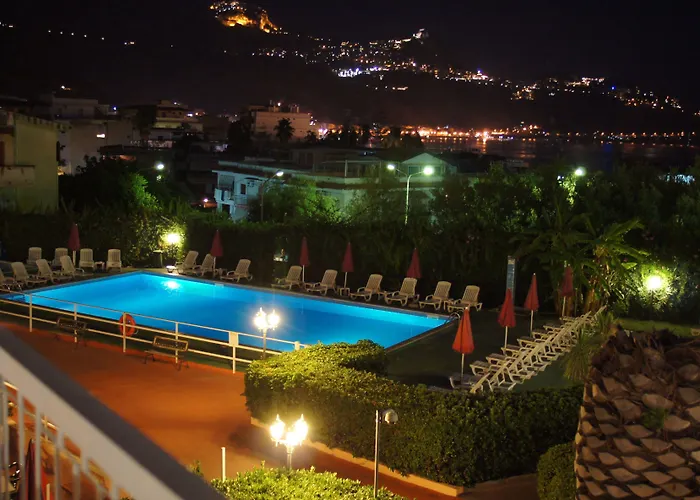 Residence Villa Giardini Aparthotel