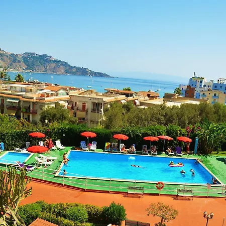 Residence Villa Giardini 3*